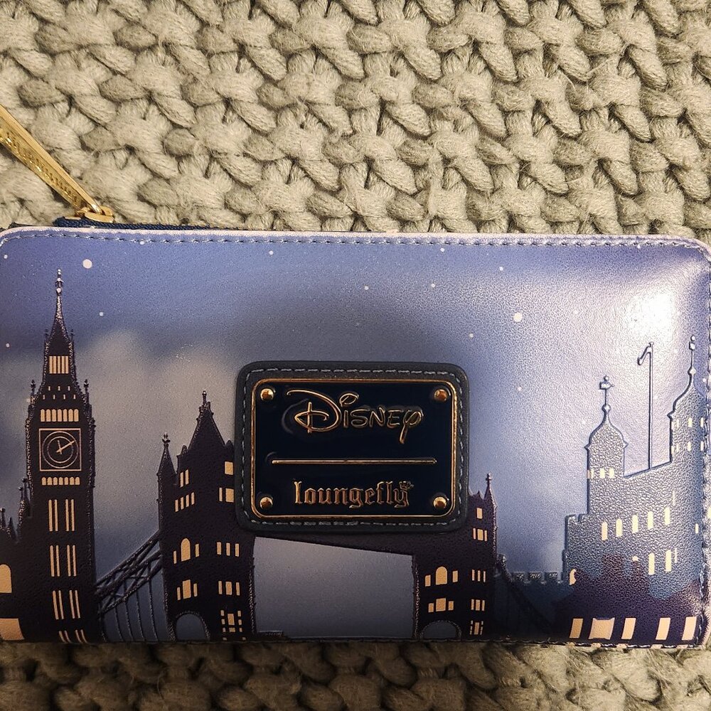 Disney Peter pan loungefly wallet